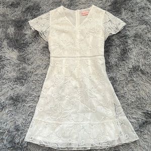 White medium dress